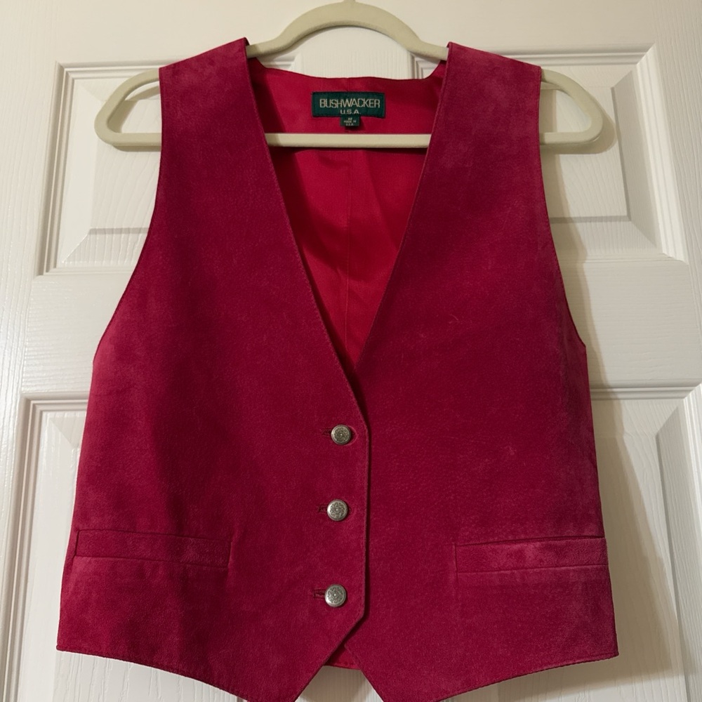 Women’s red suede vest. Brand Bushwacker USA size M